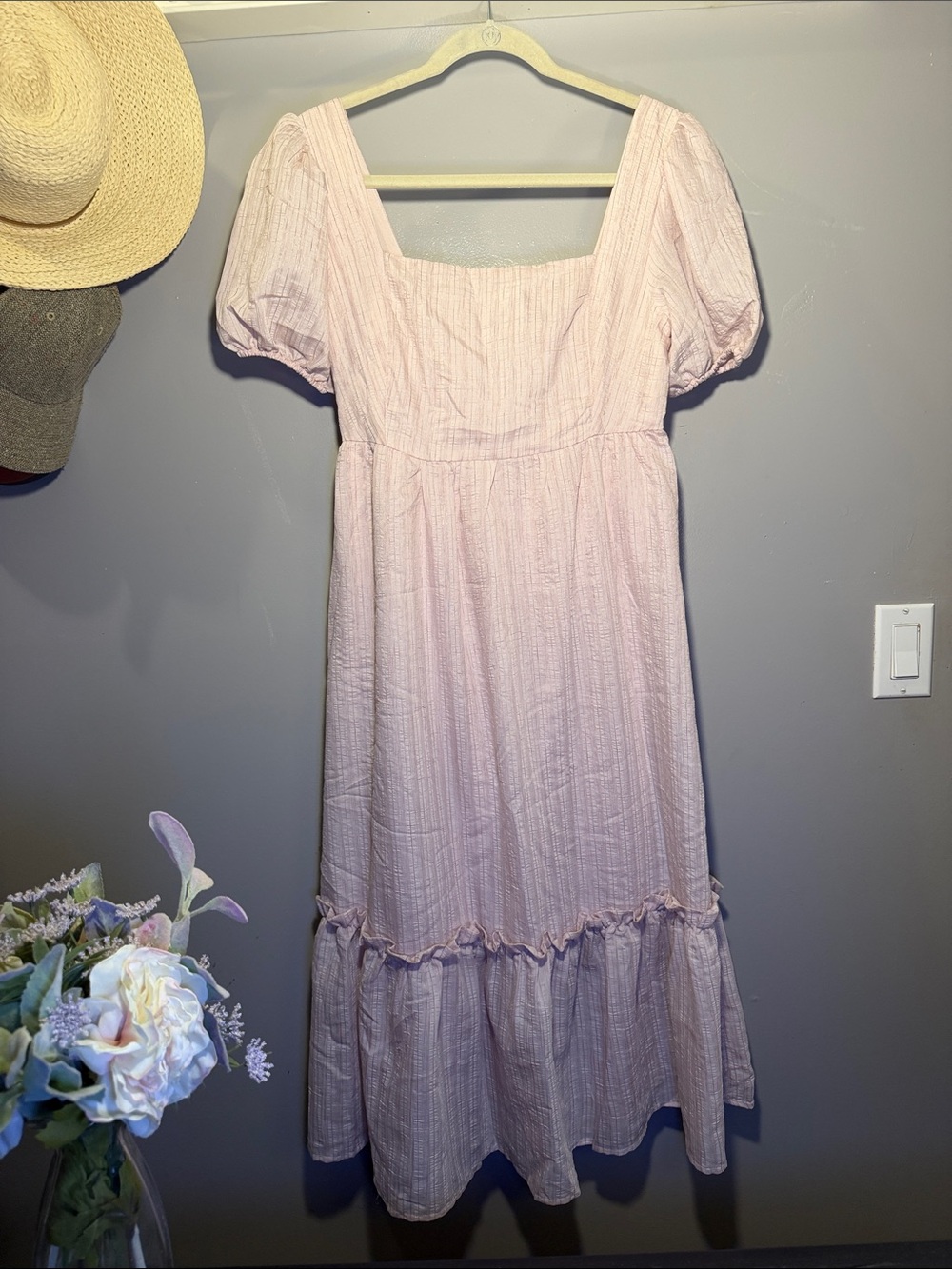 Women’s Light Lavender Puff-Sleeve Midi Dress with Ruffle Hem